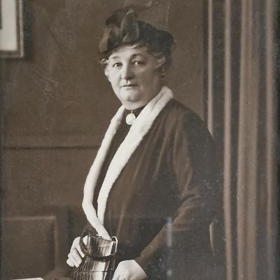 1926